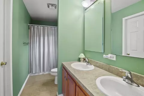 8 Beaumont Rd, Worcester, MA 01604 photo 12