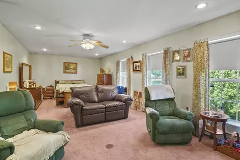 8 Beaumont Rd, Worcester, MA 01604 photo 8