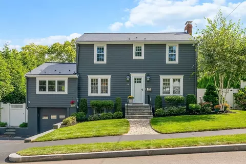 14 Priscilla Ln, Quincy, MA 02169