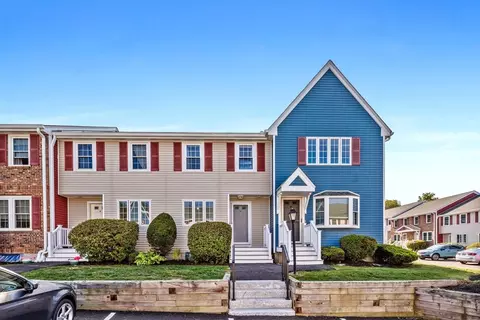 17 Fernwood Dr #G, Leominster, MA 01453