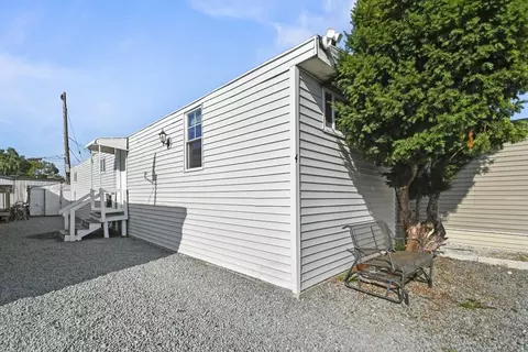 165 Turnpike Rd #42, Westborough, MA 01581