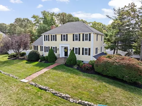 2 Windward Ln, Scituate, MA 02066