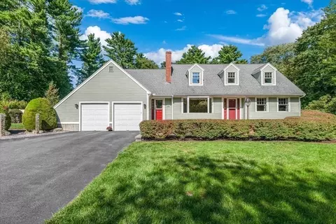 18 Allen St, Pembroke, MA 02359
