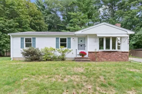 628 Center St, Pembroke, MA 02359