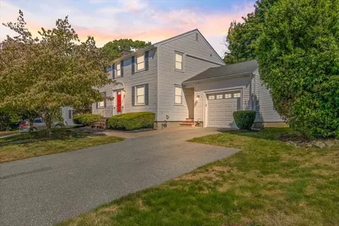 12 Lawndale Rd, Stoneham, MA 02180