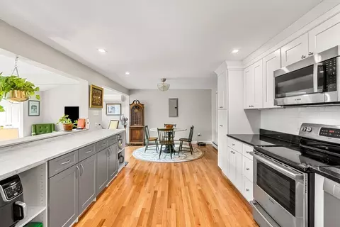 273 Washington St #2, Gloucester, MA 01930 photo 6