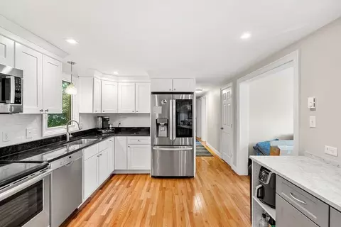 273 Washington St #2, Gloucester, MA 01930 photo 8