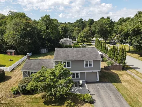 62 Carl Rd, Holliston, MA 01746