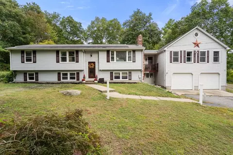 244 Mendon St, Blackstone, MA 01504
