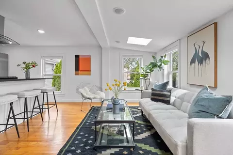 25 Clark St #2, Somerville, MA 02143