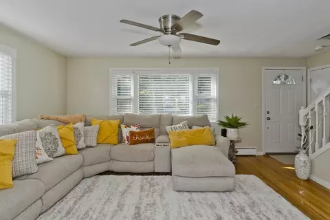 156 Gardens Dr, Springfield, MA 01119 photo 14