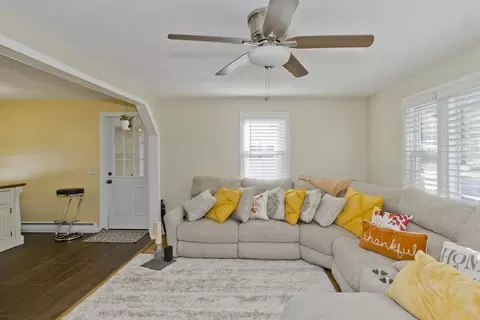 156 Gardens Dr, Springfield, MA 01119 photo 11