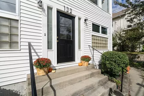 122 School St #1, Watertown, MA 02472
