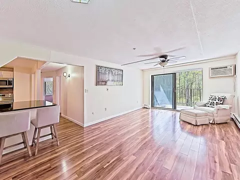 573 Broad St #234, Weymouth, MA 02189