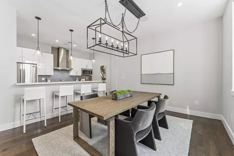 225 Dorchester St #10, Boston, MA 02127