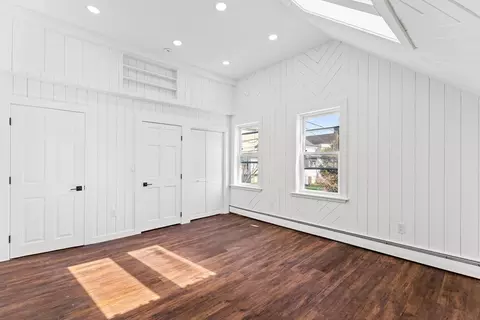 Bedroom - 71 Cash St, Fall River, MA 02723 photo 4 of 5