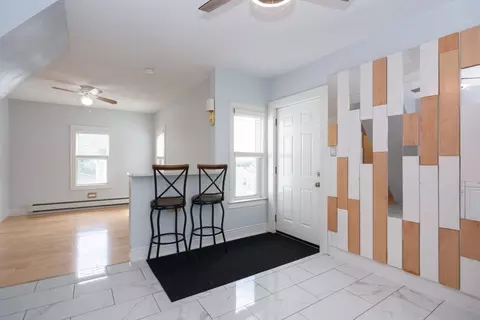 Entry Way - 14 Russell St, Everett, MA 02149 photo 2 of 4