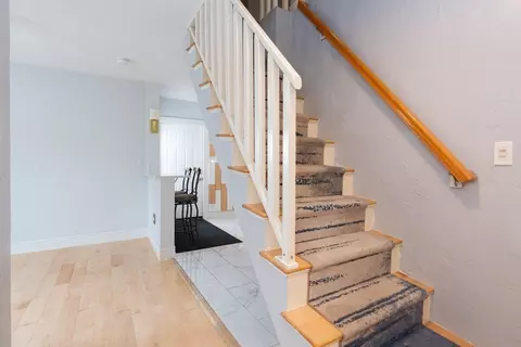 Entry Way - 14 Russell St, Everett, MA 02149 photo 3 of 4