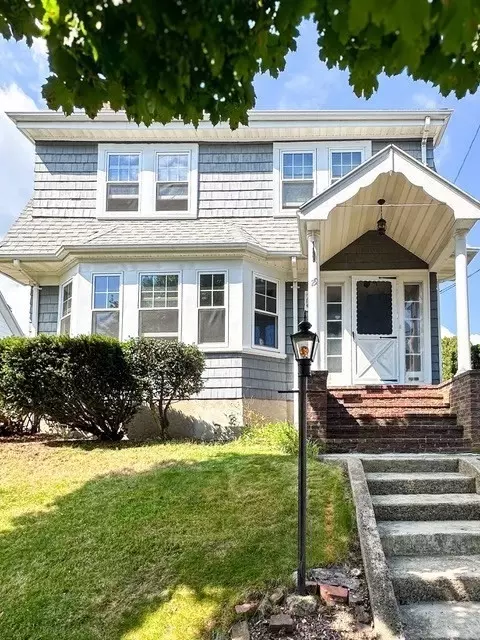 29 Chickatabot Rd, Quincy, MA 02169