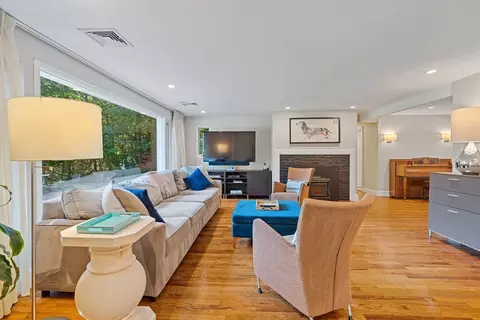 60 Main St, Dover, MA 02030 photo 5