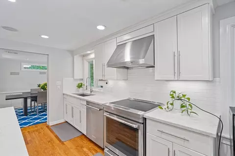 60 Main St, Dover, MA 02030 photo 12