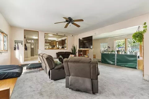 708 Templeton Rd, Athol, MA 01331 photo 2