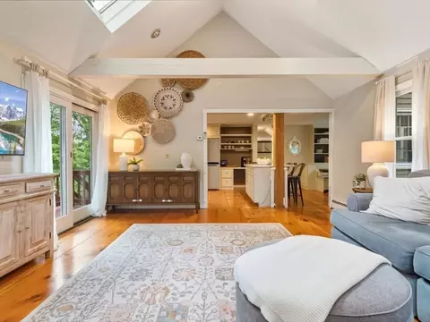81 Dodge Rd, Sutton, MA 01590 photo 3