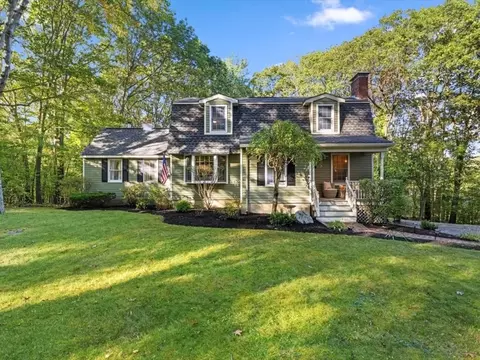81 Dodge Rd, Sutton, MA 01590