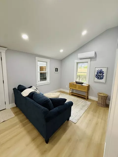 Living - 117 Pheasant Way, Centerville, MA 02632 photo 1 of 3