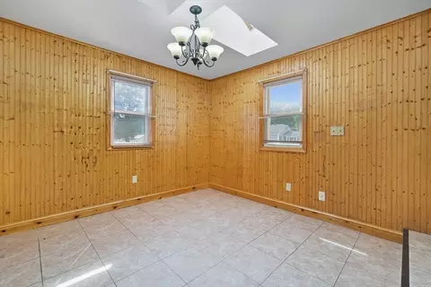 35 Juniper Dr, Springfield, MA 01119 photo 10