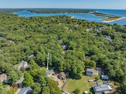 6 Cedar St, Cotuit, MA 02635 photo 2