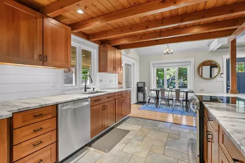 6 Cedar St, Cotuit, MA 02635 photo 6