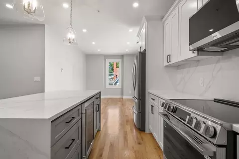 60 Stanley St #102, Dorchester, MA 02125