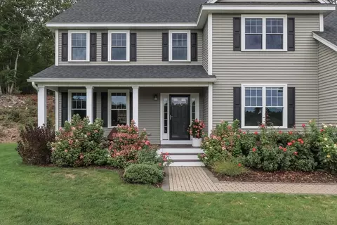 Exterior - 32 Bear Hill Rd, Dunstable, MA 01827 photo 2 of 5