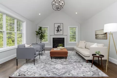 Living - 32 Bear Hill Rd, Dunstable, MA 01827 photo 2 of 3