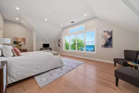 43 Lake Ave, Sharon, MA 02067