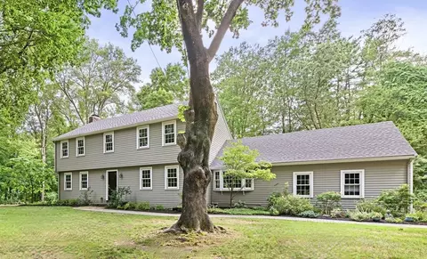 2 Surrey Ln, Sherborn, MA 01770