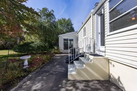 123 Conant St, Danvers, MA 01923 photo 28