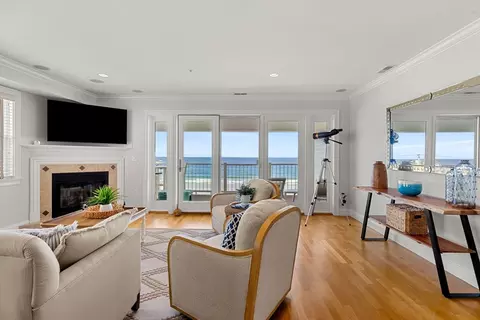 11 Atlantic Ave #6, Salisbury, MA 01952