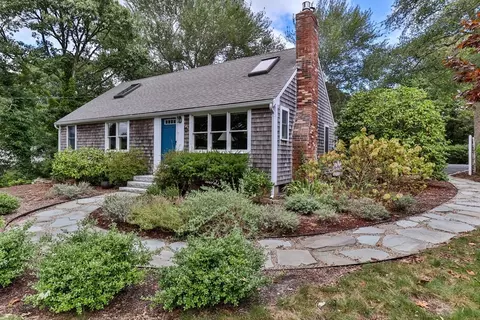 306 Old Queen Anne Rd, Chatham, MA 02633
