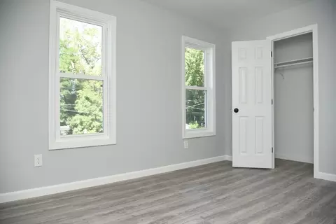 15 Riverview Pl, Chicopee, MA 01013 photo 12