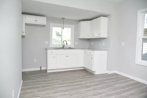 15 Riverview Pl, Chicopee, MA 01013 photo 5