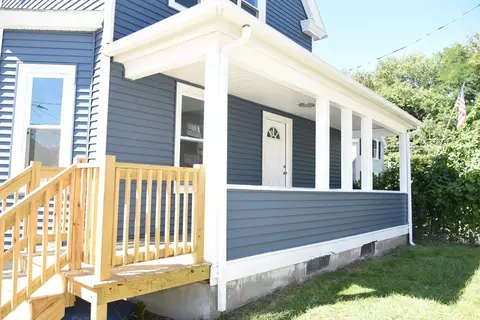 15 Riverview Pl, Chicopee, MA 01013 photo 2