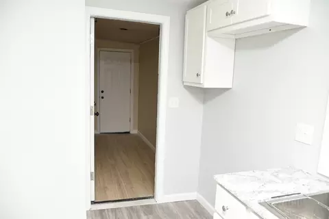 15 Riverview Pl, Chicopee, MA 01013 photo 8