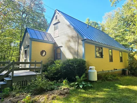 196 Montague Rd, Shutesbury, MA 01072