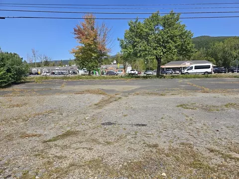 217 Main St, Williamstown, MA 01267