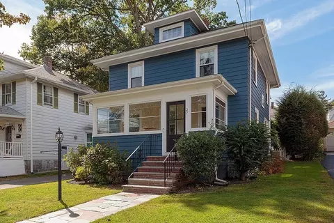 27 Hawthorn, Milton, MA 02186