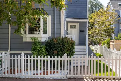 6 Watson # -8, Cambridge, MA 02139