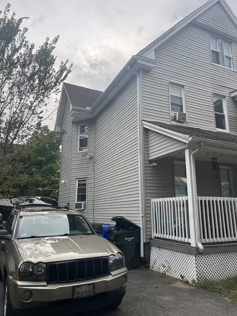 1526 Dwight St, Springfield, MA 01107 photo 13