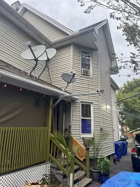 1526 Dwight St, Springfield, MA 01107 photo 12